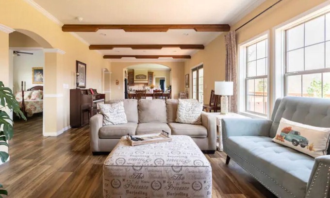 Pikeville House | Cottage near Fall Creek Falls with a Lake View