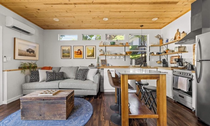 Boise House | Cottage near foothills