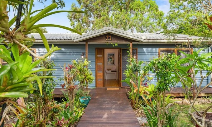 Coolum Beach House | Cottage on Lorien