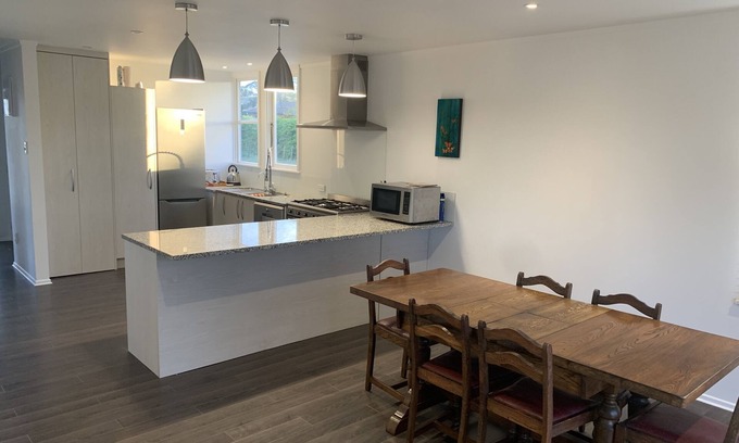 Haumoana Cottage | Cottage on Tuki Tuki Road