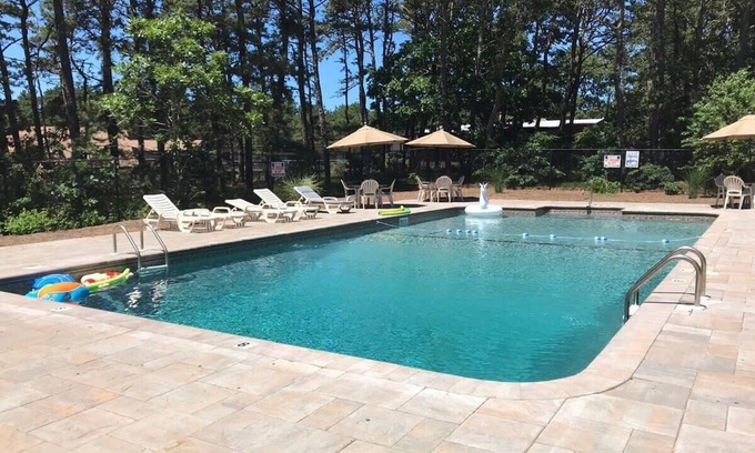 Wellfleet House | Cottage w/Private Association Pool!