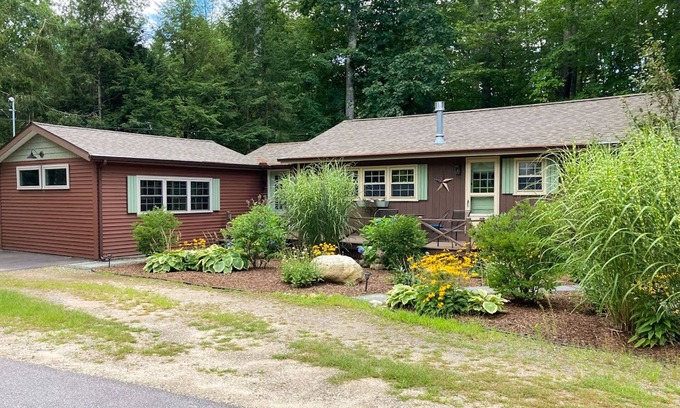 Meredith Cottage | Cottage with tennis, basketball, beach access, fireplace & firepit