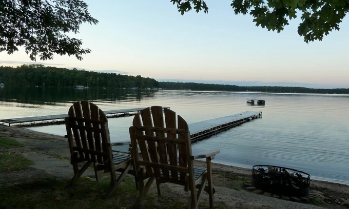 Hayward Cottage | Cottages on Round Lake, Up to 6 people in each, 2 available