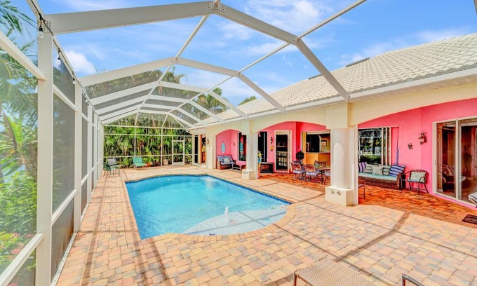 Pelican House | Cotton Candy Oasis