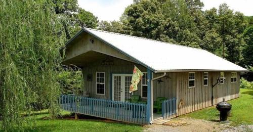 Newport House | Country Cottage - 2 Bedrooms, 1 Baths, Sleeps 6 cabin