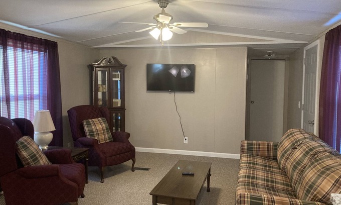 Flat Rock House | Country Gem - completely private home with large outdoor space.