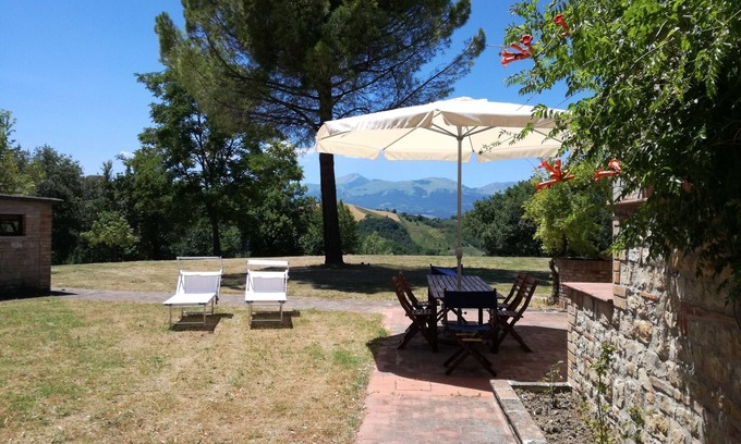 Penna San Giovanni House | Country House - Entire Hill - Private Swimming Pool - 10 Hectare w/Church