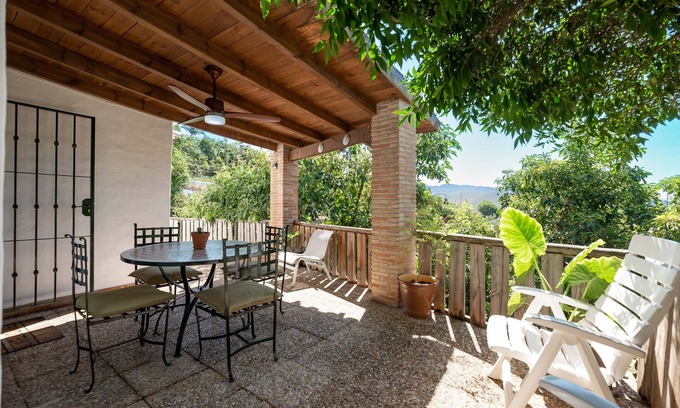 Ojen Villa | Country House 'Casa Rural Entre Ojén Y Marbella' with Mountain View, Private Terrace and Wi-Fi