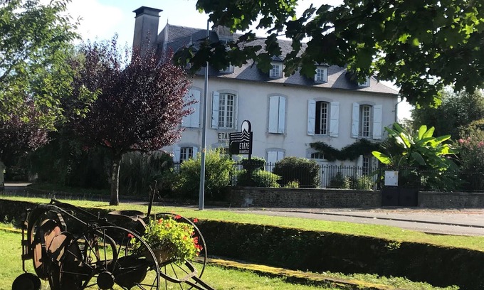 Aramits House | Country House "Etape En Barétous" with Private Terrace, Private Garden & Wi-Fi