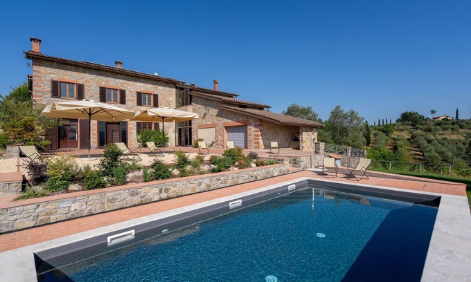 Castelnuovo Berardenga Other | Country House/Farm House in Siena with 4 bedrooms sleeps 9