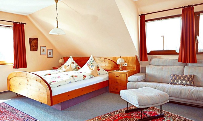Kniebis Apartment | Country House Seiler - Holiday Apartment '75sqm' with Balcony and Wi-Fi