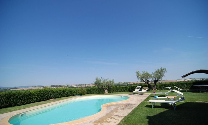 Paciano House | Country house with private pool