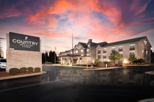 Stone Mountain Hotel | Country Inn & Suites by Radisson, Stone Mountain, GA