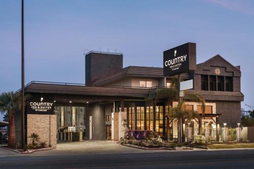Bakersfield Hotel | Country Inn & Suites by Radisson, Bakersfield, CA
