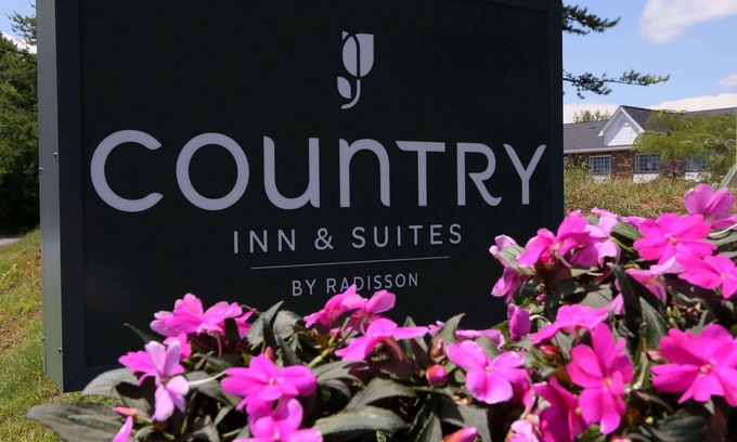 Paw Creek Hotel | Country Inn & Suites by Radisson, Charlotte I-85 Airport, NC