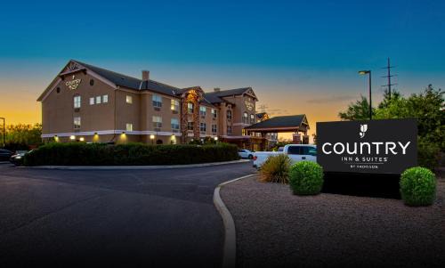 Barrio Hollywood Hotel | Country Inn & Suites by Radisson, Tucson City Center AZ