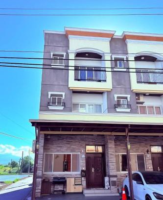 Wujie Bed & Breakfast | Country Road B&B