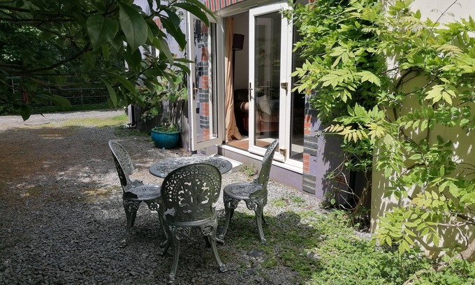Brynamman Cottage | Countryside Cottage Retreat at Ty'r Cwm Farm