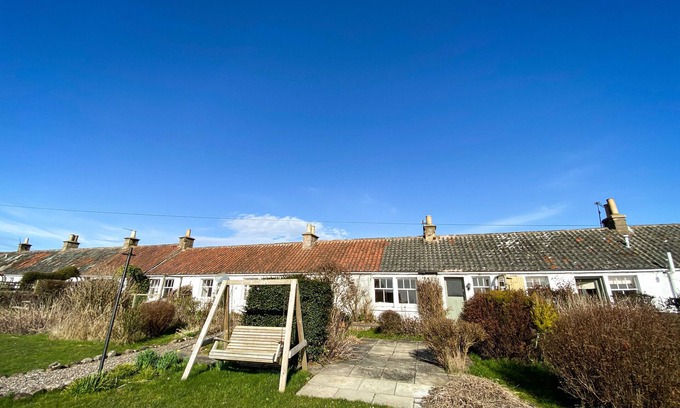 Crail Cottage | Countryside Cottage in Crail sleeping 6