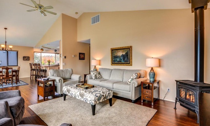Coupeville House | Coupeville Vista