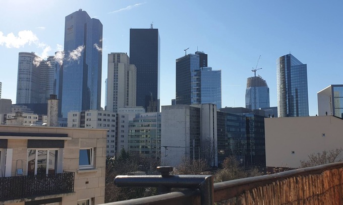 Faubourg de l'Arche Apartment | Courbevoie-paris. Appartement Lumineux,calme, Proximité Ransports et Commerces