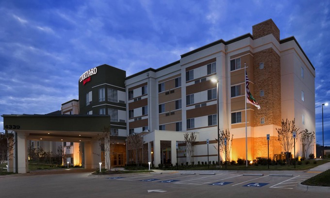 North Little Rock Hotel | Courtyard by Marriott Little Rock North