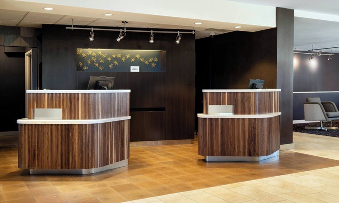 Bakersfield Hotel | Courtyard by Marriott Bakersfield