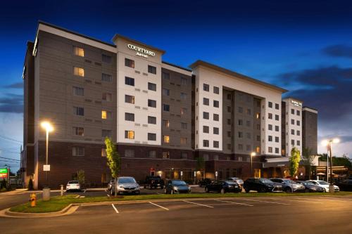 Paw Creek Hotel | Courtyard by Marriott Charlotte Northlake