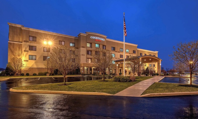 Lima Hotel | Courtyard by Marriott Lima