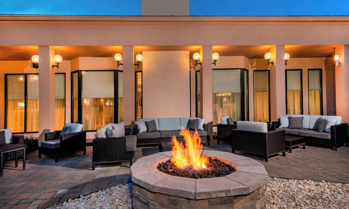 Rockville Hotel | Courtyard by Marriott Rockville