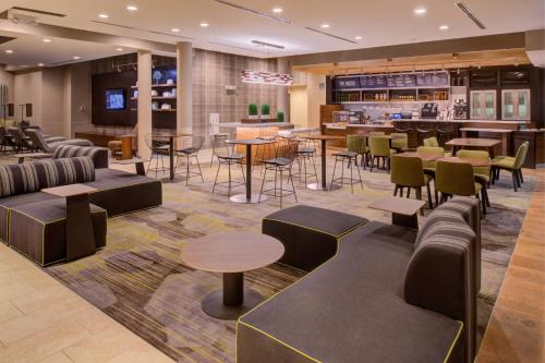 Chesterfield Hotel | Courtyard by Marriott St Louis Chesterfield