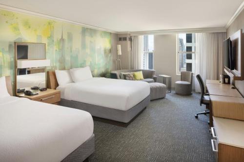 Streeterville Hotel | Courtyard Chicago Downtown/Magnificent Mile