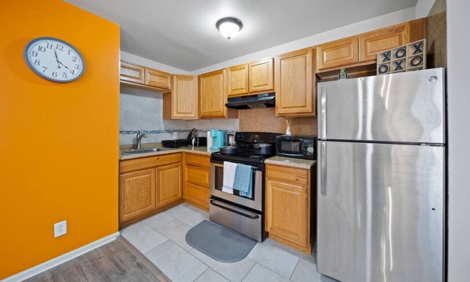 Ferndale Apartment | Cozy 1 Bd Apt minutes walking downtown Ferndale