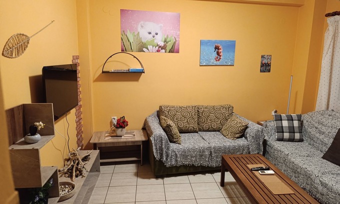 Lesvos Apartment | Cozy 1-bedroom apartment with WiFi, AC in lovely Mitilini