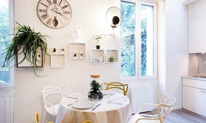 Montparnasse Apartment | Cozy 1-bedroom apartment in enchanting Paris with WiFi