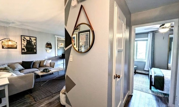Downtown Seattle Condo | Cozy 1-bedroom condo with WiFi in downtown Seattle