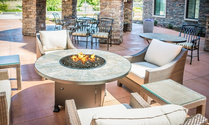 Folsom Condo | Cozy 1 Bedroom Suite | Complimentary Breakfast!