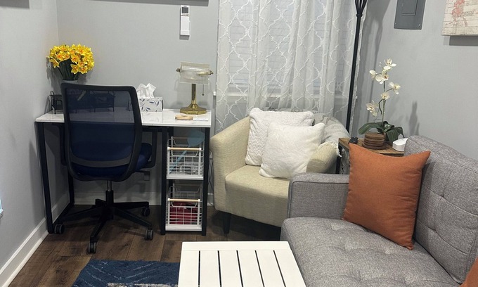 Goose Creek Villa | Cozy 1-bedroom villa with WiFi, AC in charming Goose Creek
