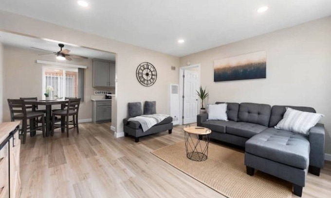 Hawthorne Apartment | Cozy 1-BR Apartment in Hawthorne, close to So-Fi, Intuit Dome, Forum and more