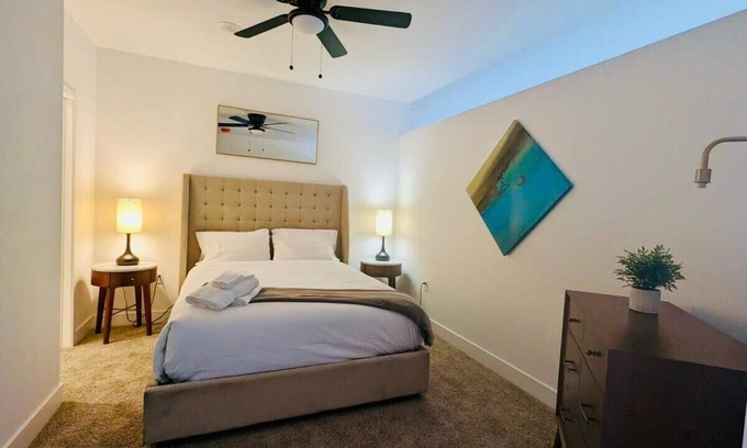 Soulard Apartment | Cozy 1 BR Near DT Garage Parking Gym W&D