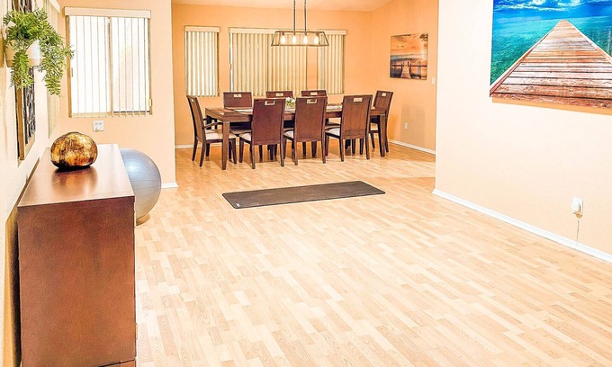 Paradise House | Cozy 1-Story Vegas House – Near Strip & Airport + Office