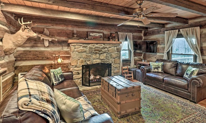 Balsam Cabin | Cozy 1850’s Log Cabin: Hike & Explore the Outdoors