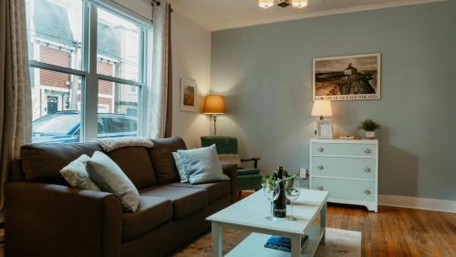 Downtown St. John's Apartment | Cozy 1890s Heritage Flat Steps to Water St