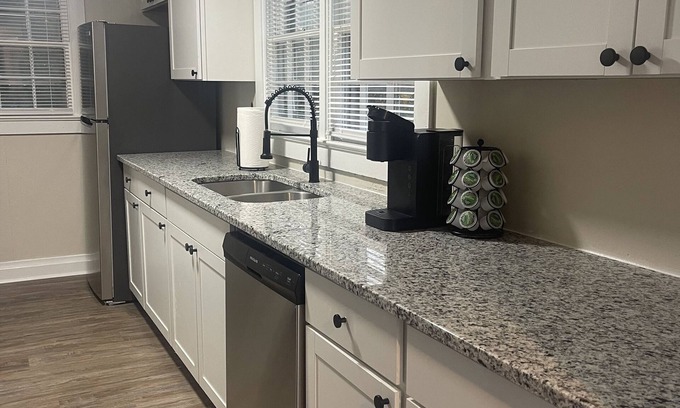 Stokes House | Cozy 1bed/1bath/full kitchen in foothills of NC