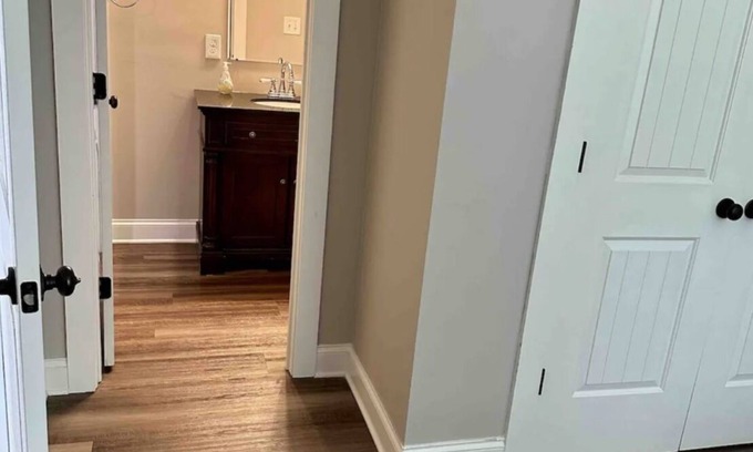 Newnan Apartment | Cozy 2 bedroom apartment conveniently located in Newnan