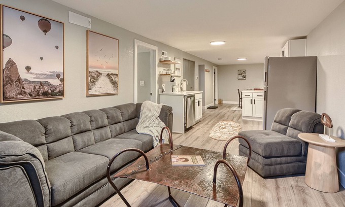 Lamar Heights Area House | Cozy 2-bedroom basement apartment - Private yard