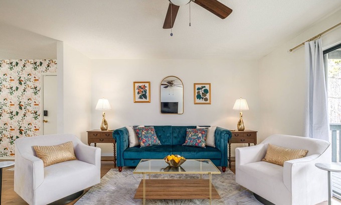 Vestavia Hills Condo | Cozy 2-bedroom condo in the heart of Homewood/Vestavia, minutes from Samford/UAB