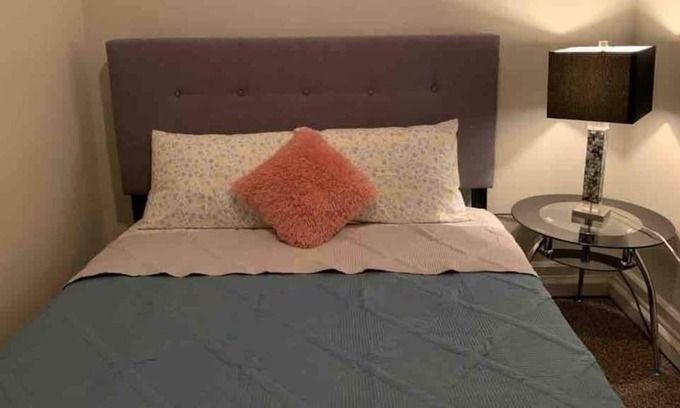 Troy Apartment | Cozy 2 Bedroom Downtown Troy Family Apartment