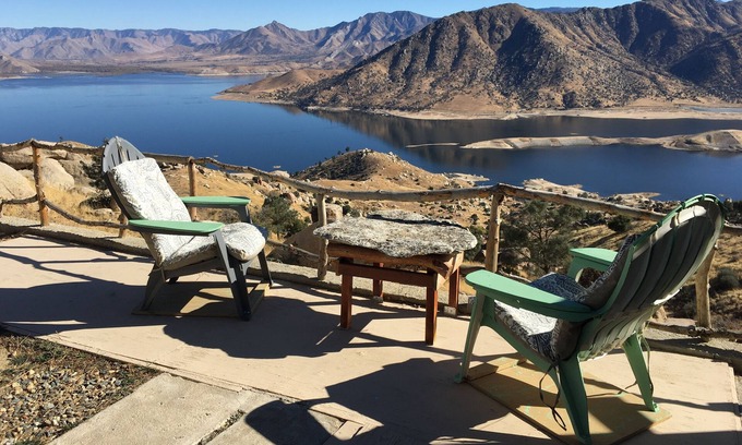 Wofford Heights Cabin | Cozy 2-bedroom cabin with spectacular endless view of lake Isabella. Hot tub.