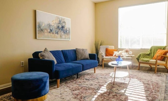 Santa Ana Apartment | Cozy 2-BR Home 10min to Disneyland (Pool+Hot Tub+GYM)
